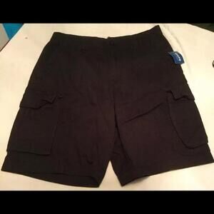 Highland Outfitters cargo shorts Sz 32 NWT